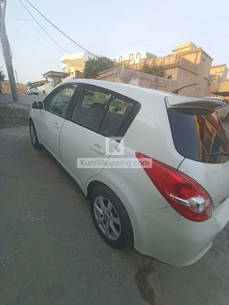 Nissan Tiida 2010