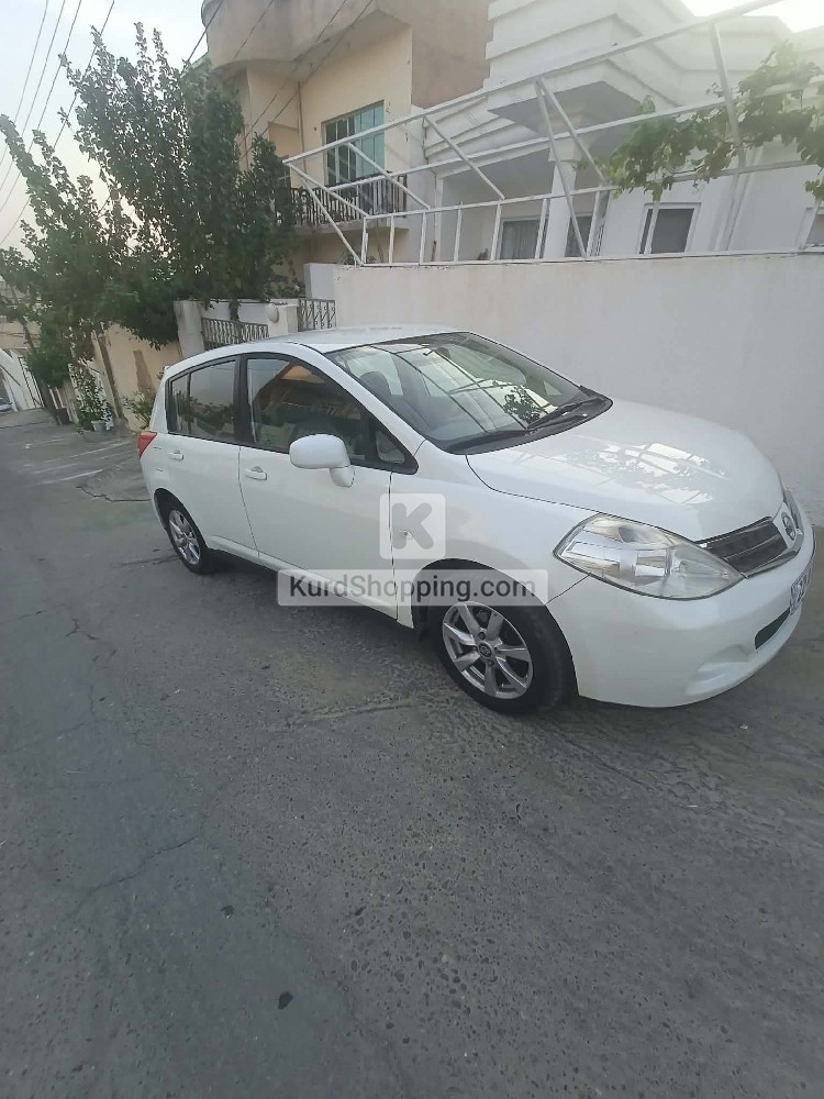 Nissan Tiida 2010