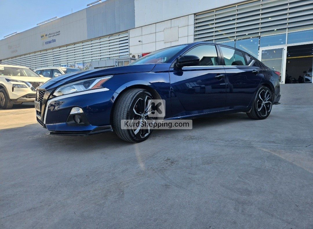 Nissan Altima 2020