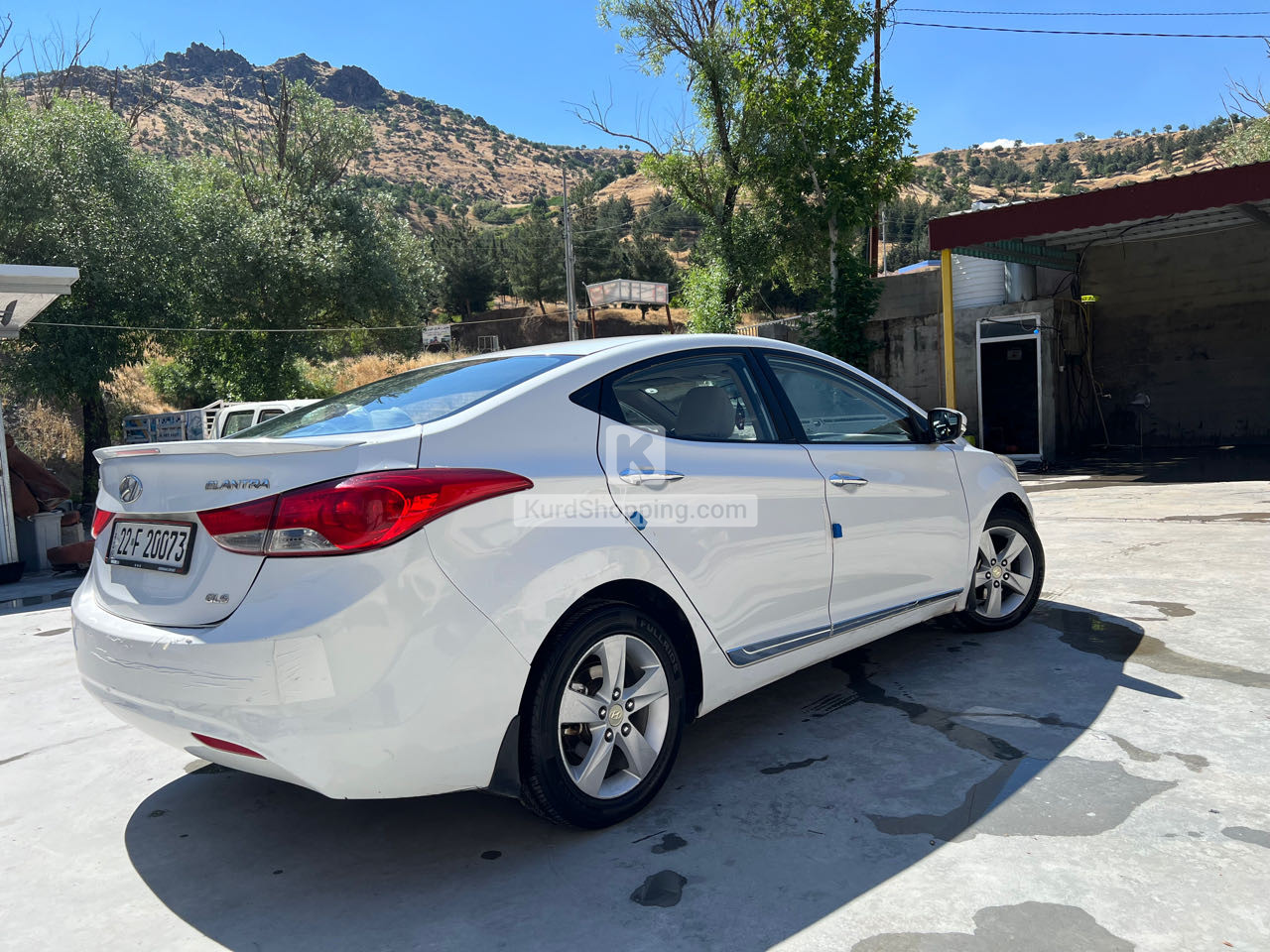 Hyundai Elantra 2012