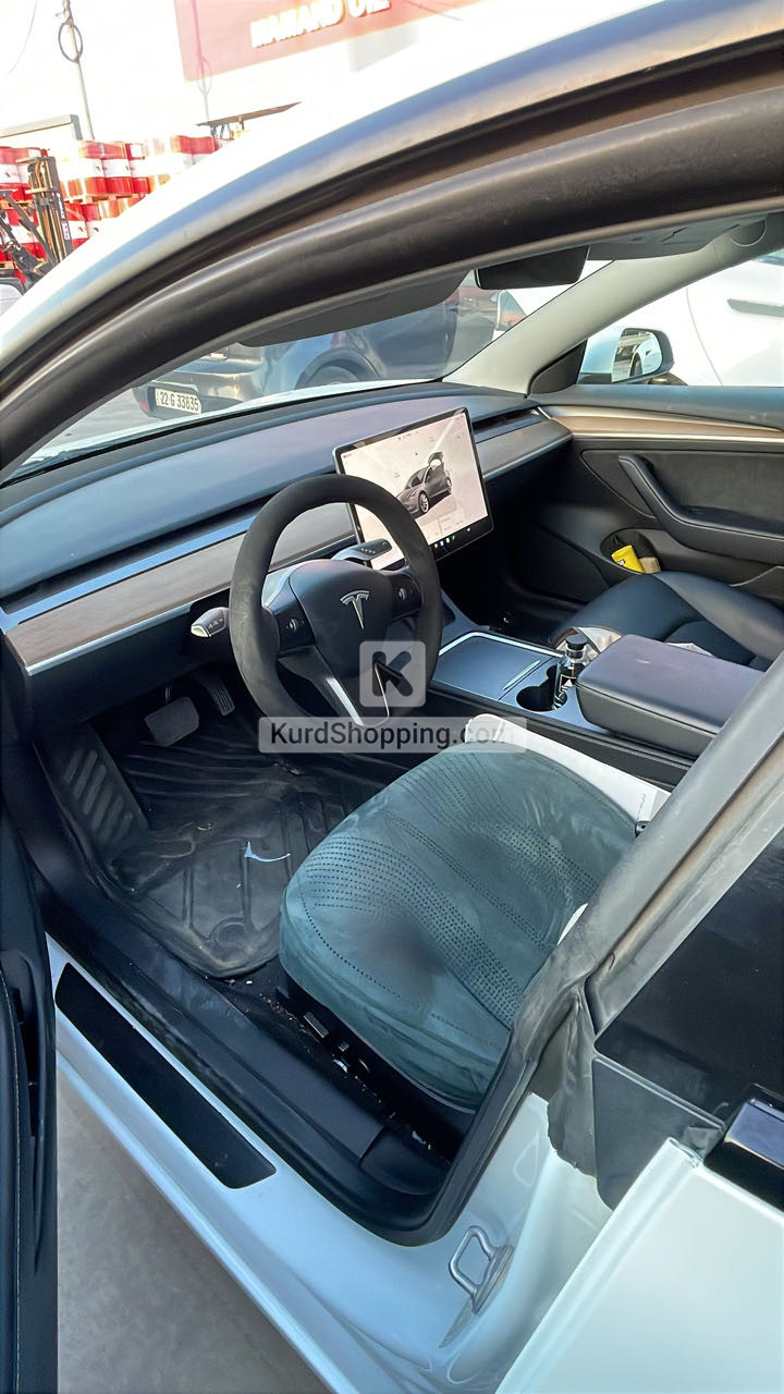 Tesla Model 3 2023