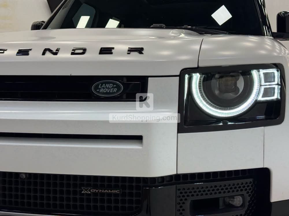 Land Rover Defender 2023