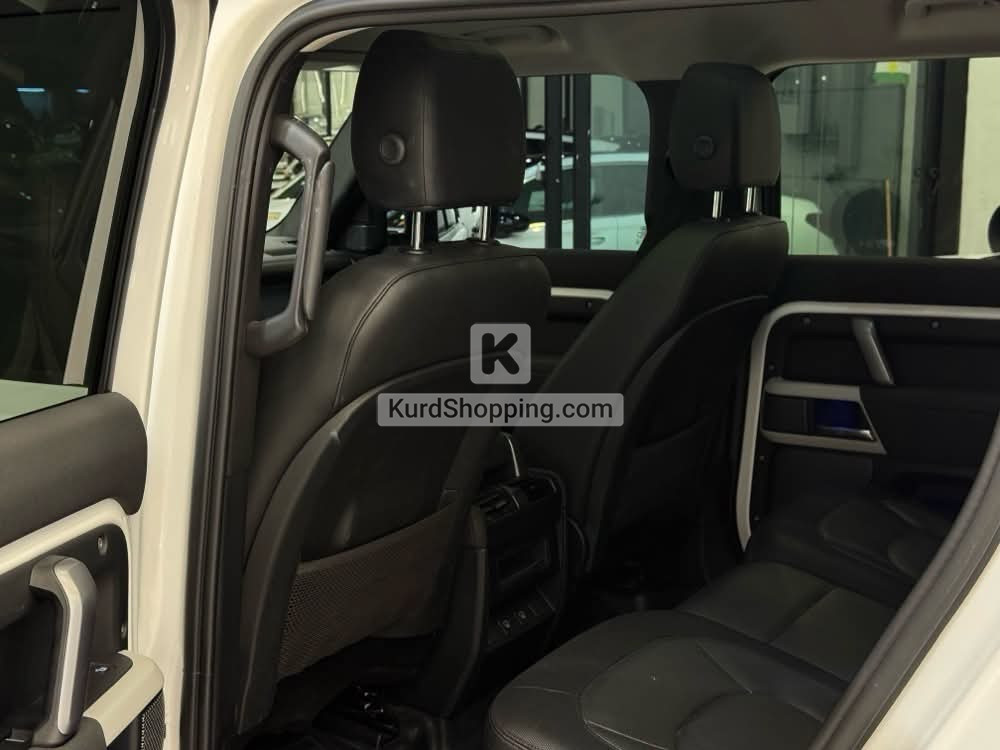 Land Rover Defender 2023
