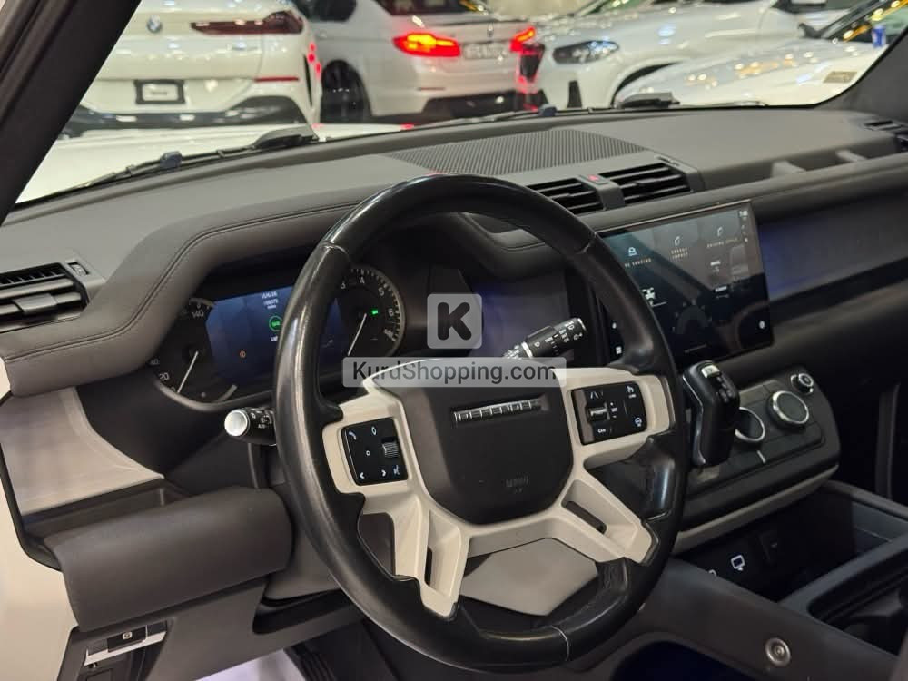 Land Rover Defender 2023