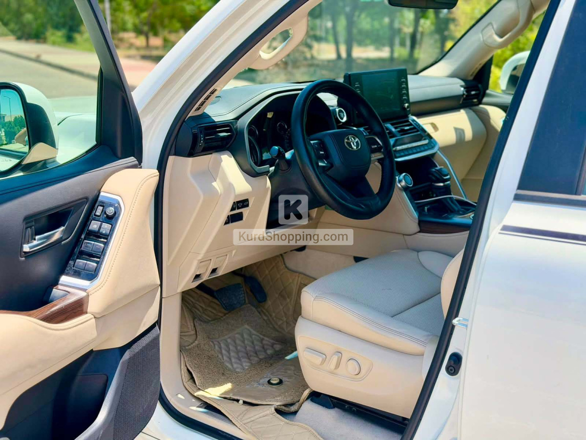 Toyota Landcruiser 2024