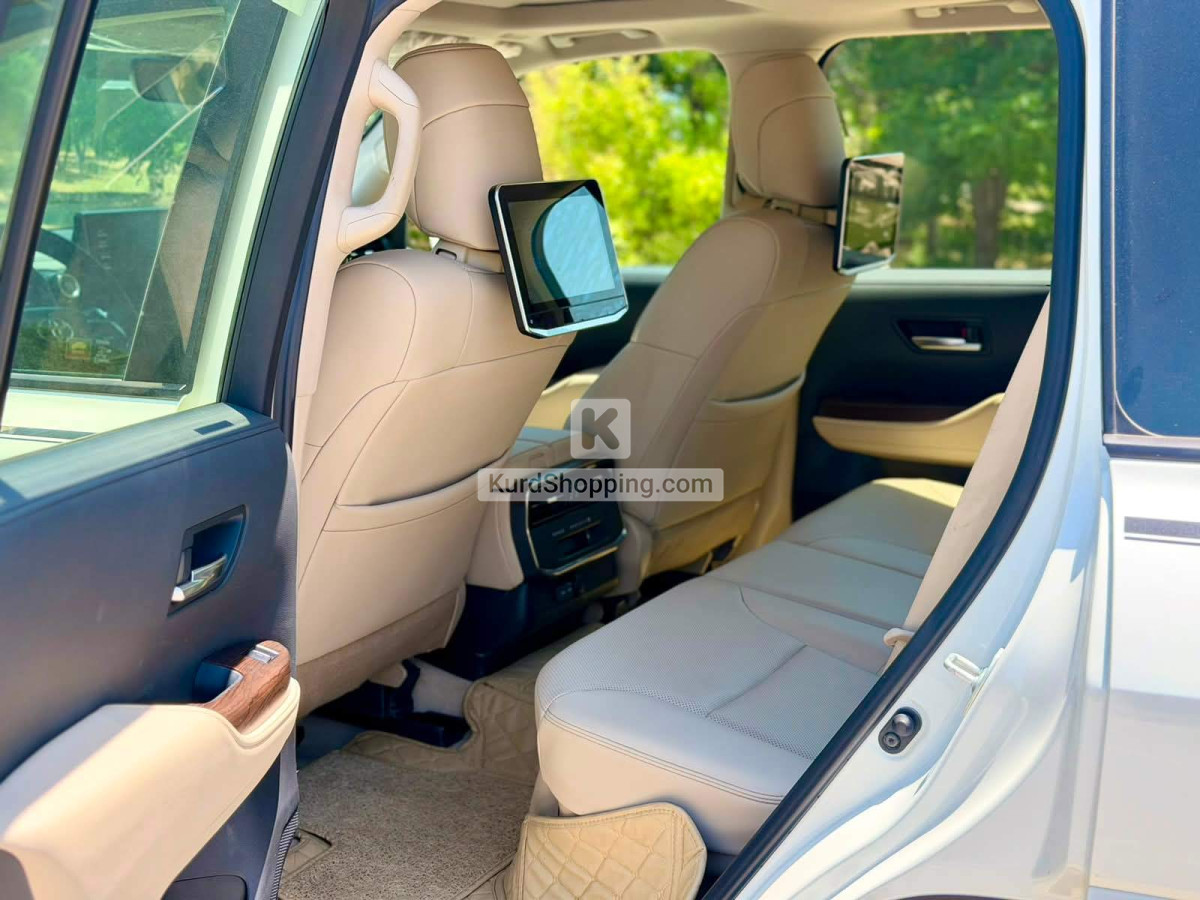 Toyota Landcruiser 2024