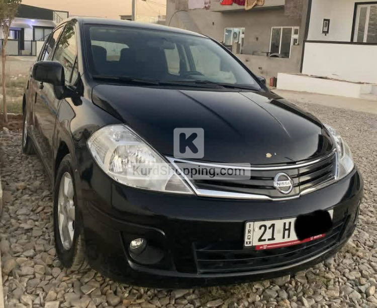 Nissan Tiida 2012