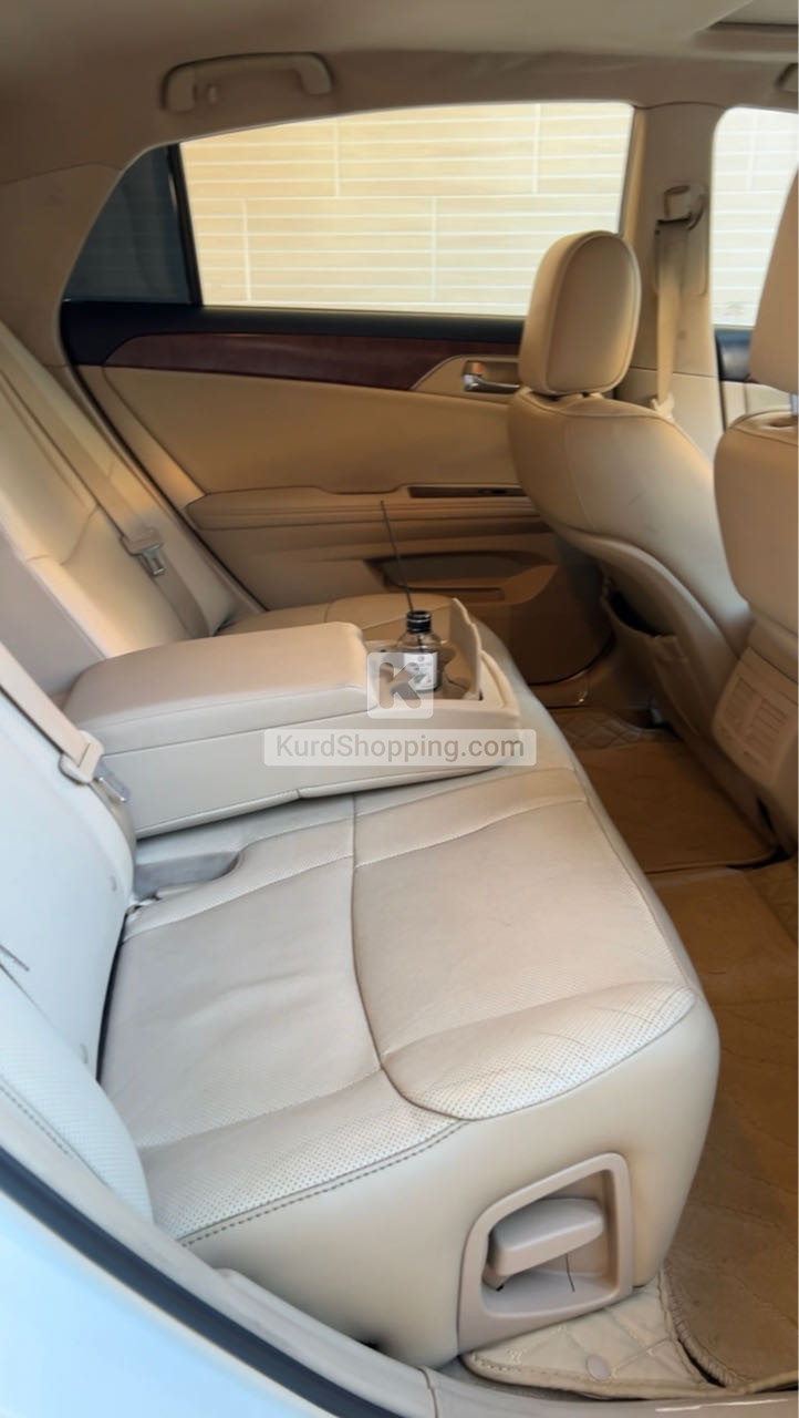 Toyota Avalon 2012