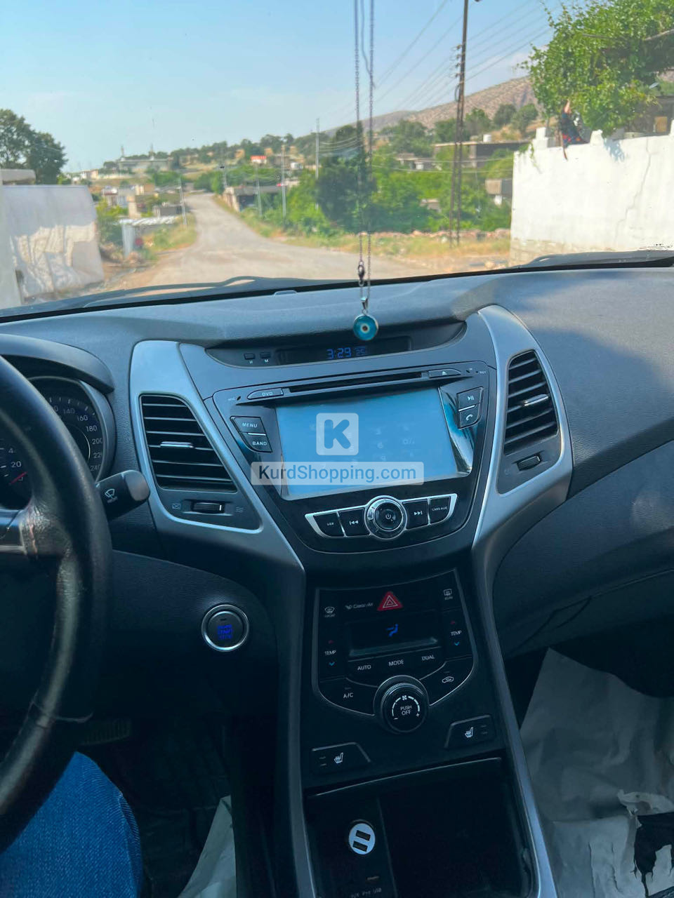 Hyundai Elantra 2015