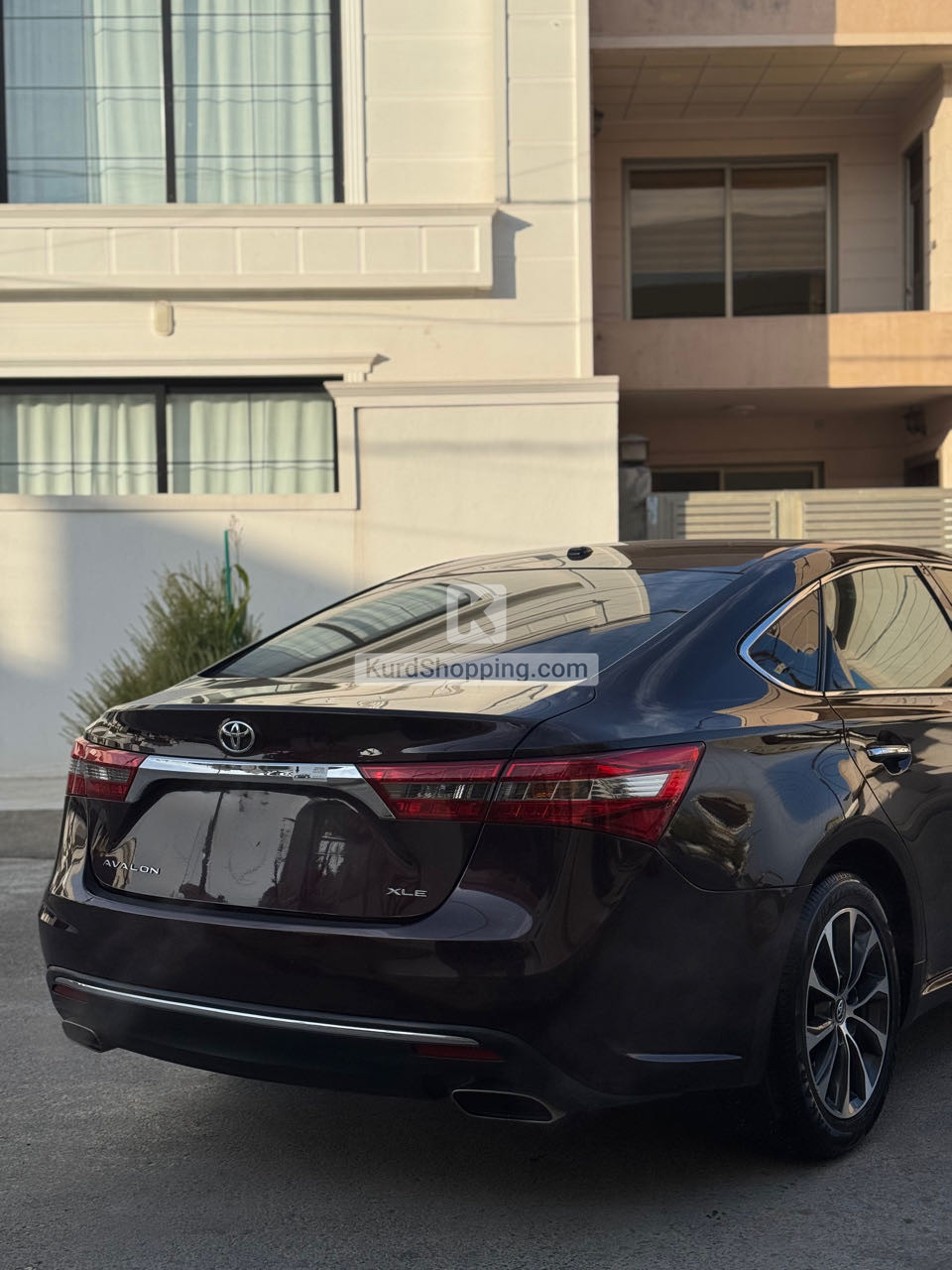 Toyota Avalon 2016