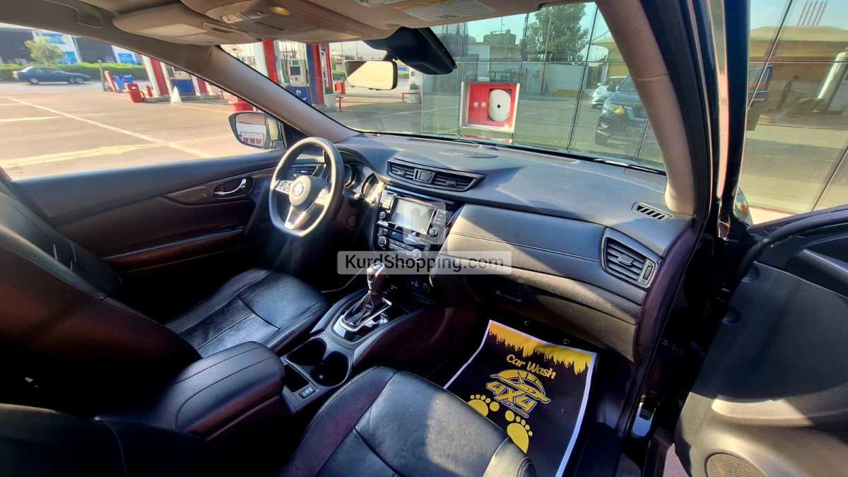 Nissan Rogue 2020