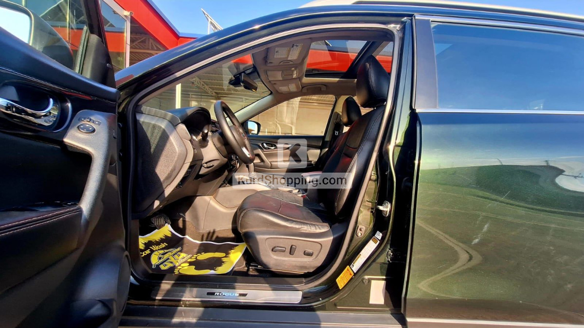 Nissan Rogue 2020
