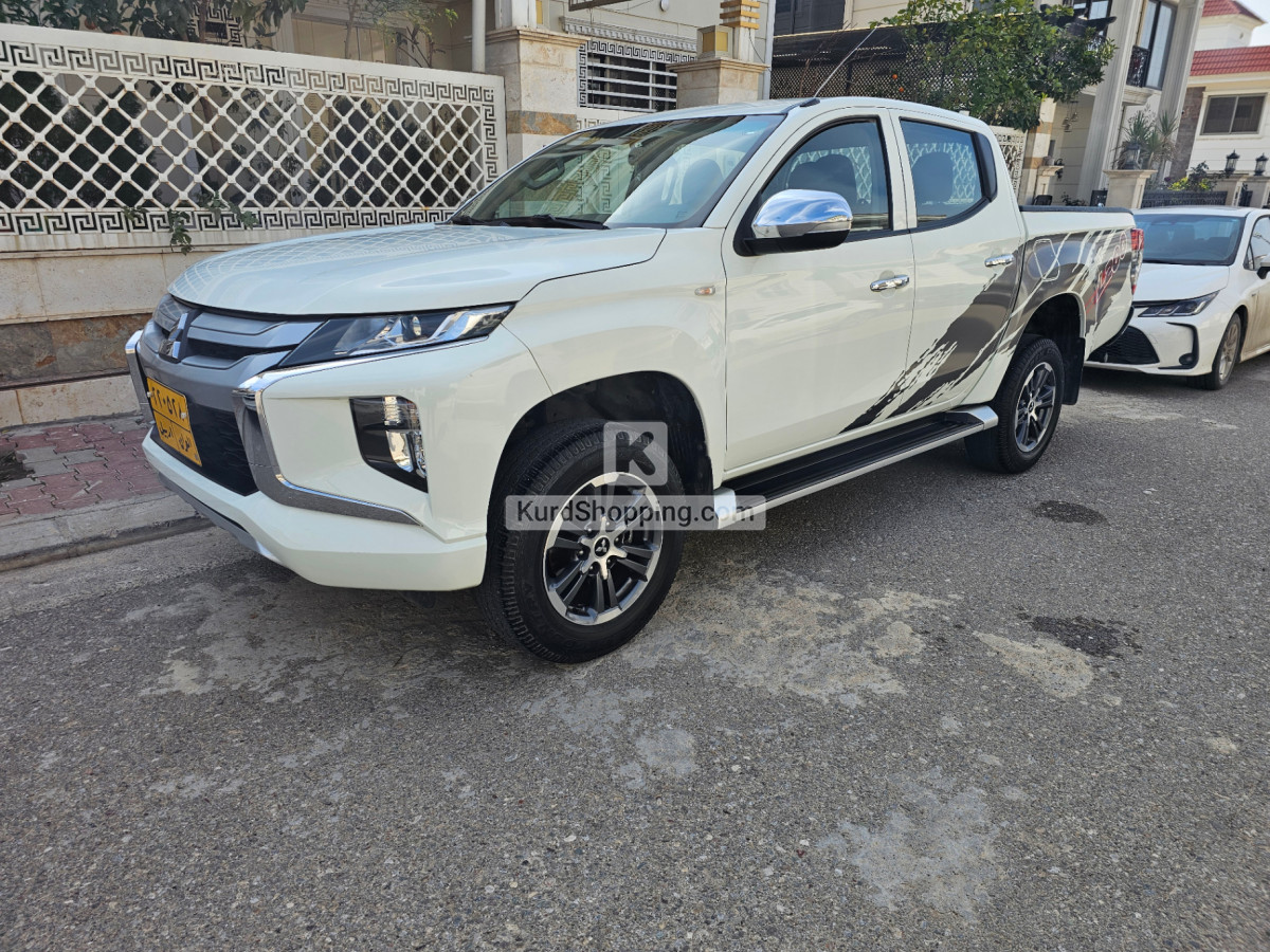 Mitsubishi L200 2022
