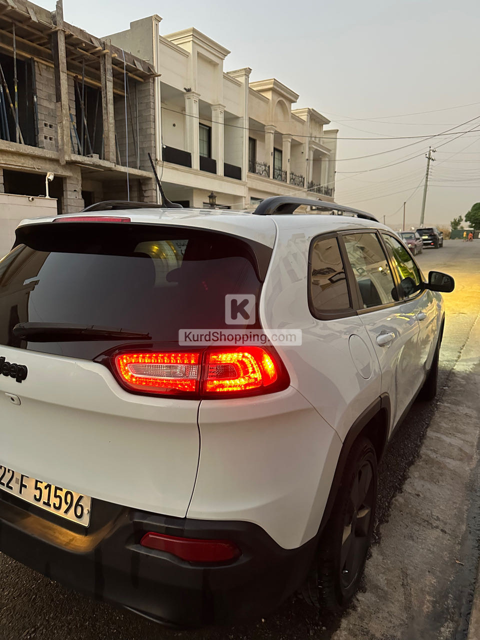 JEEP Cherokee 2018