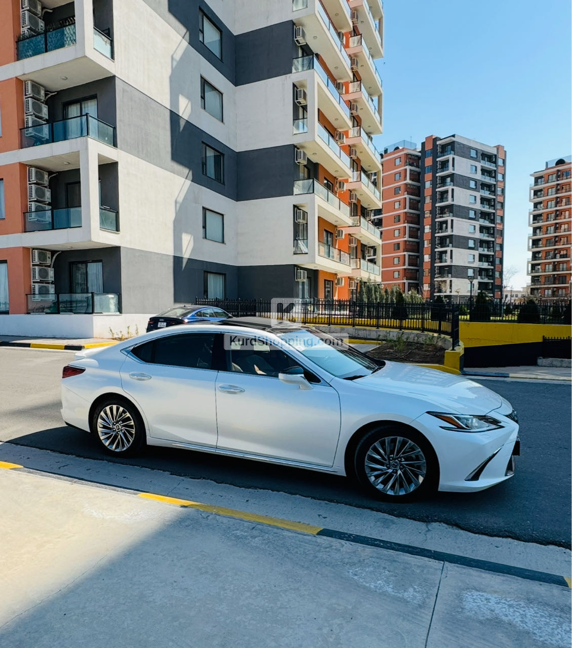 Lexus ES 350 2023