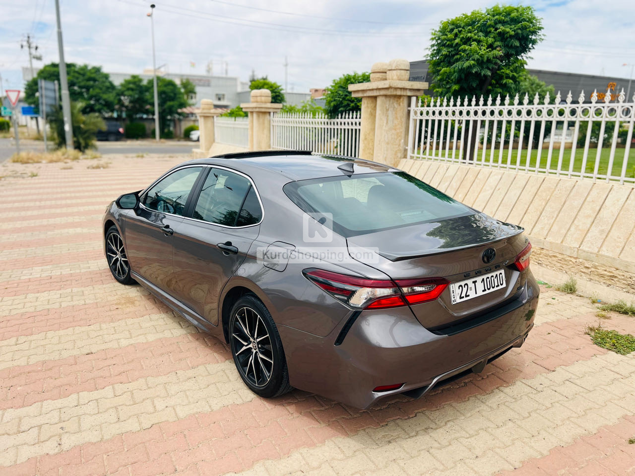 Toyota Camry 2024 SE Plus Full