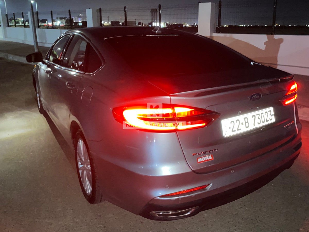 Ford Fusion 2020