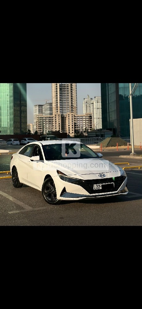 Hyundai Elantra 2022