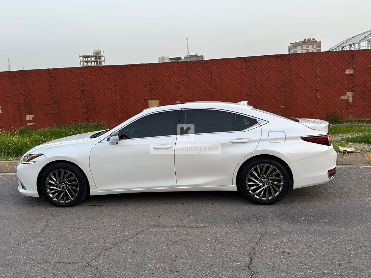 Lexus ES350 2023