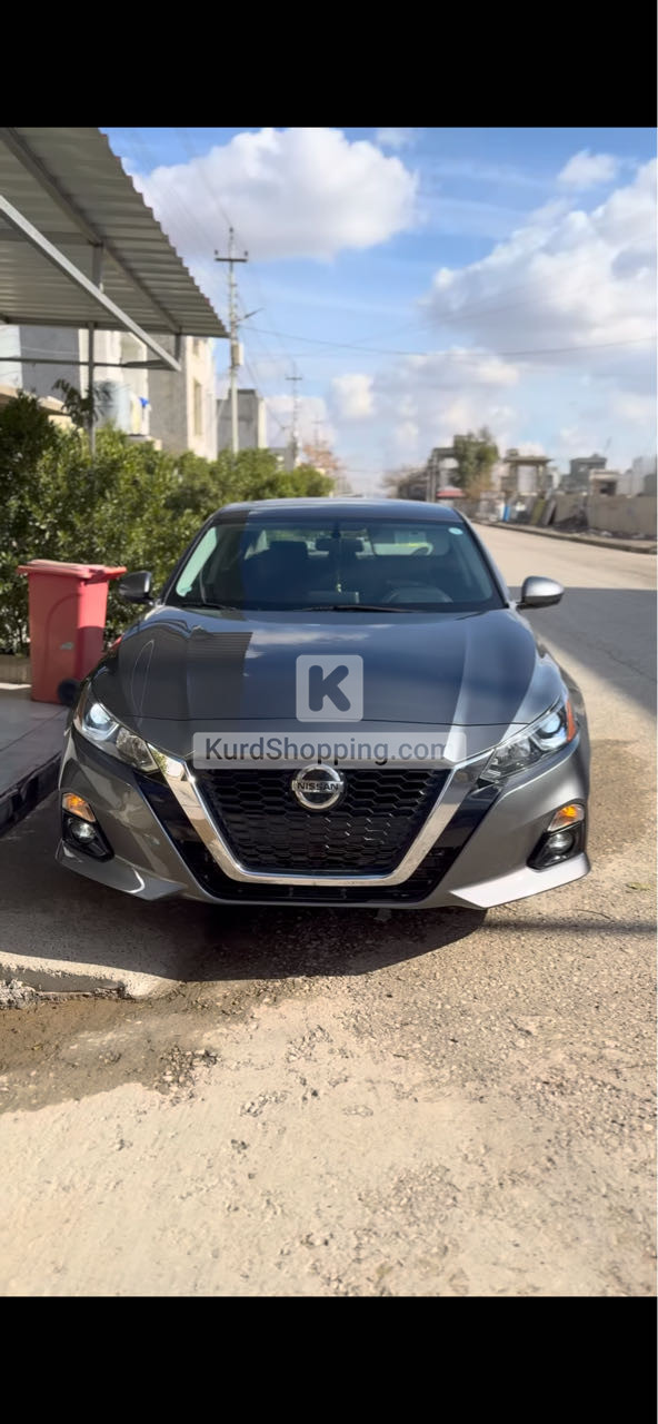 Nissan Altima 2020