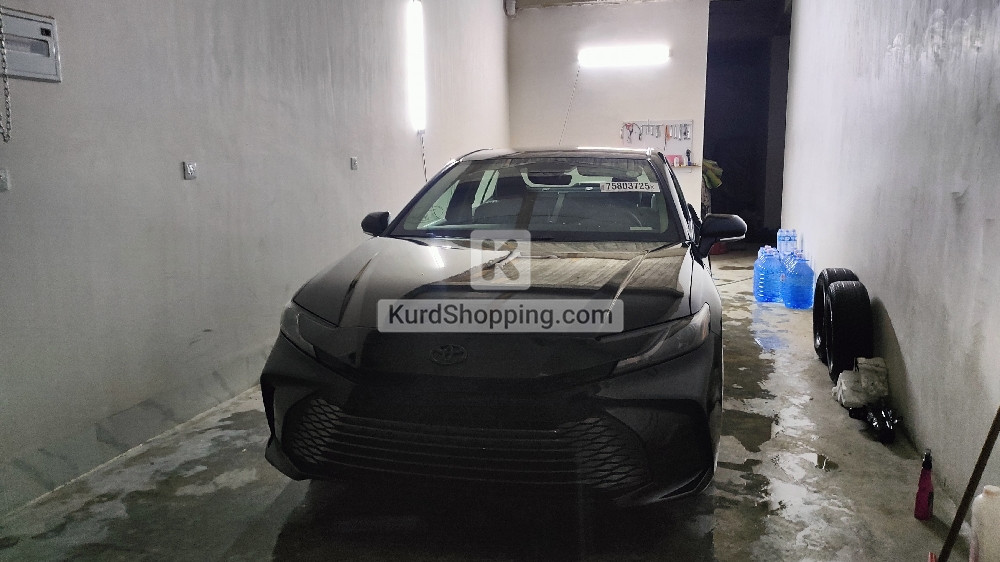 Toyota Camry 2025