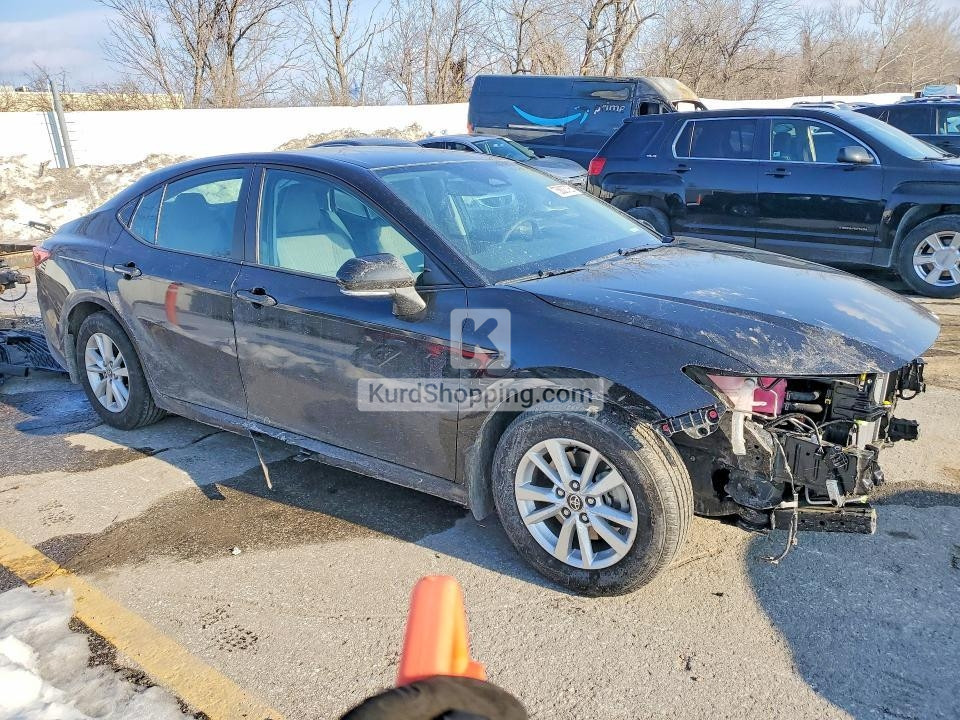 Toyota Camry 2025