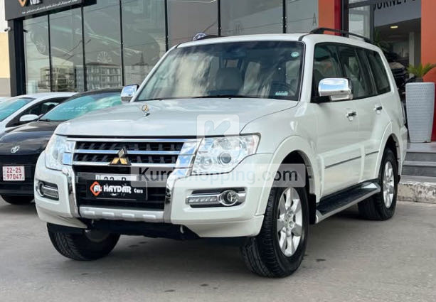 Mitsubishi Pajero 2018