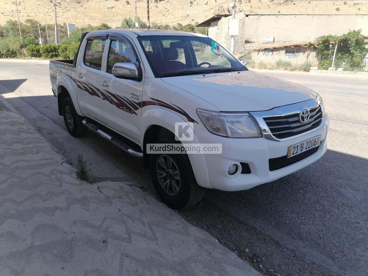تویتا مەرزیە تەبل ئەکسل 2014