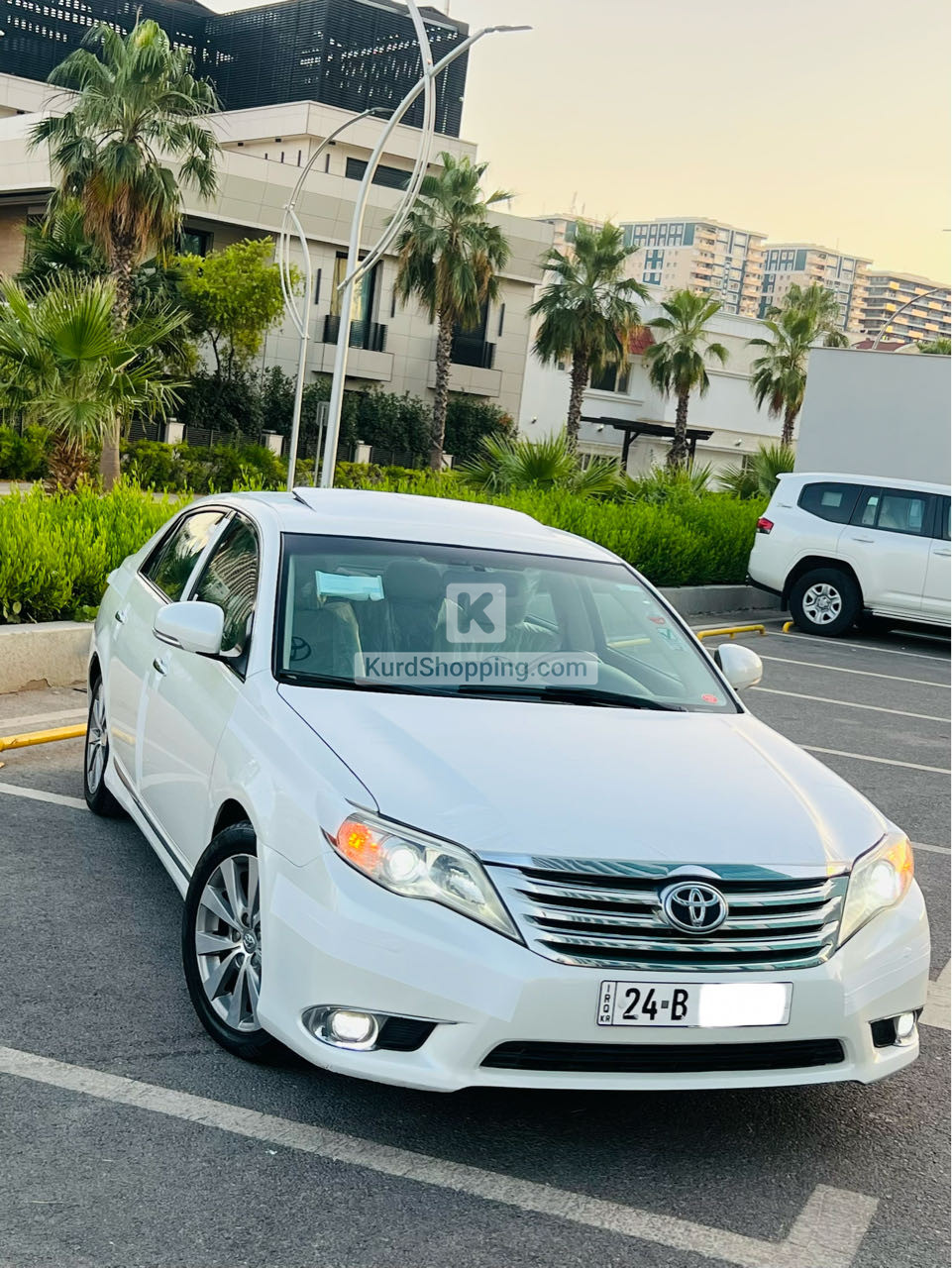 Toyota Avalon 2011