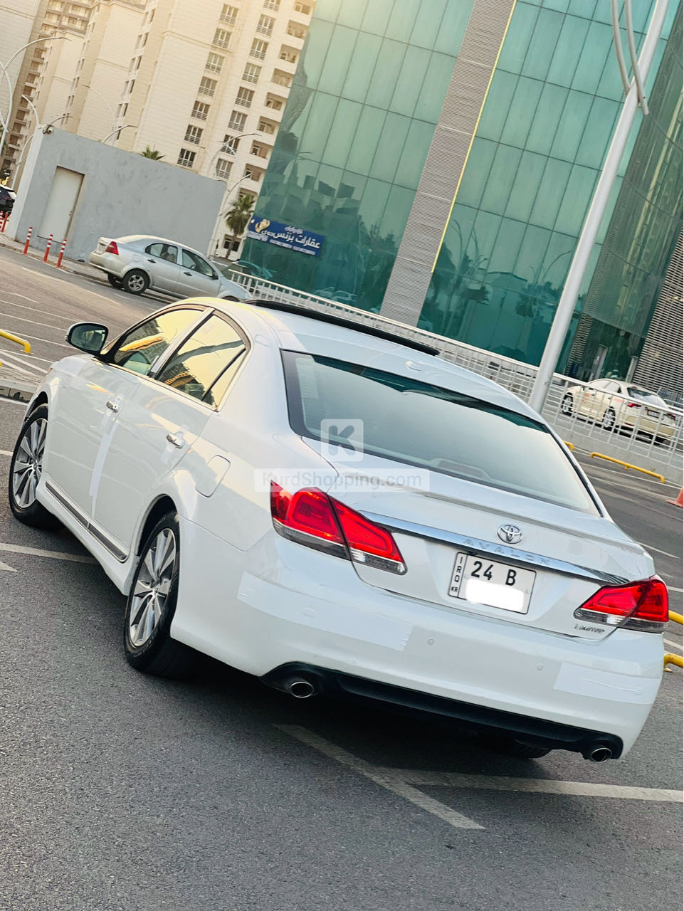 Toyota Avalon 2011
