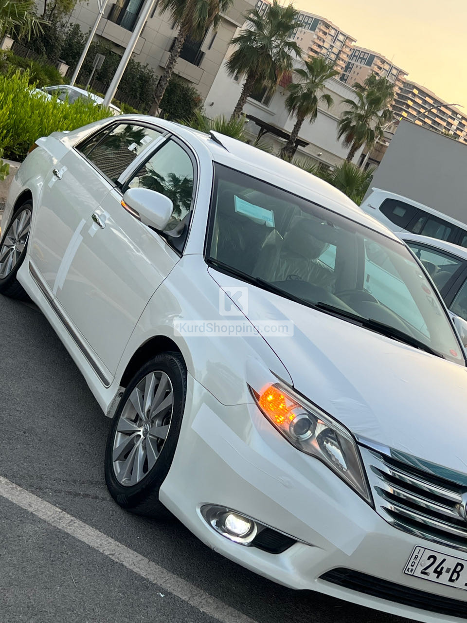 Toyota Avalon 2011