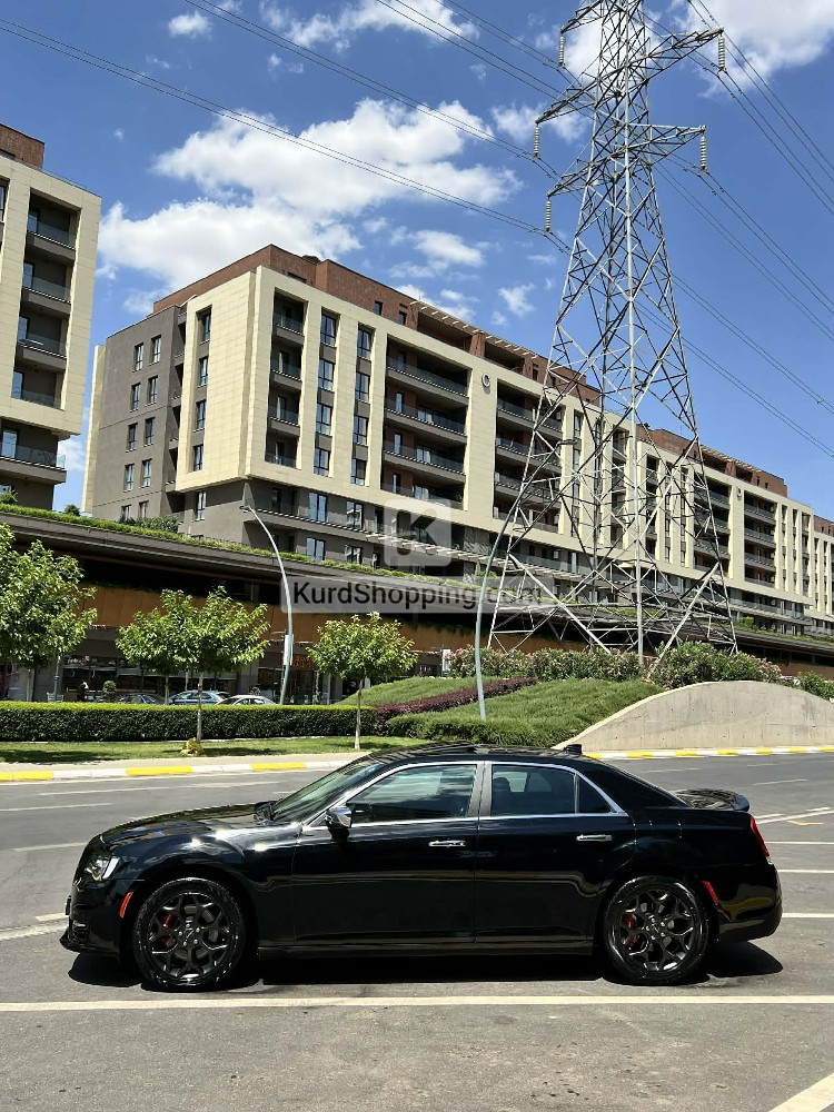 Chrysler 300C 2016