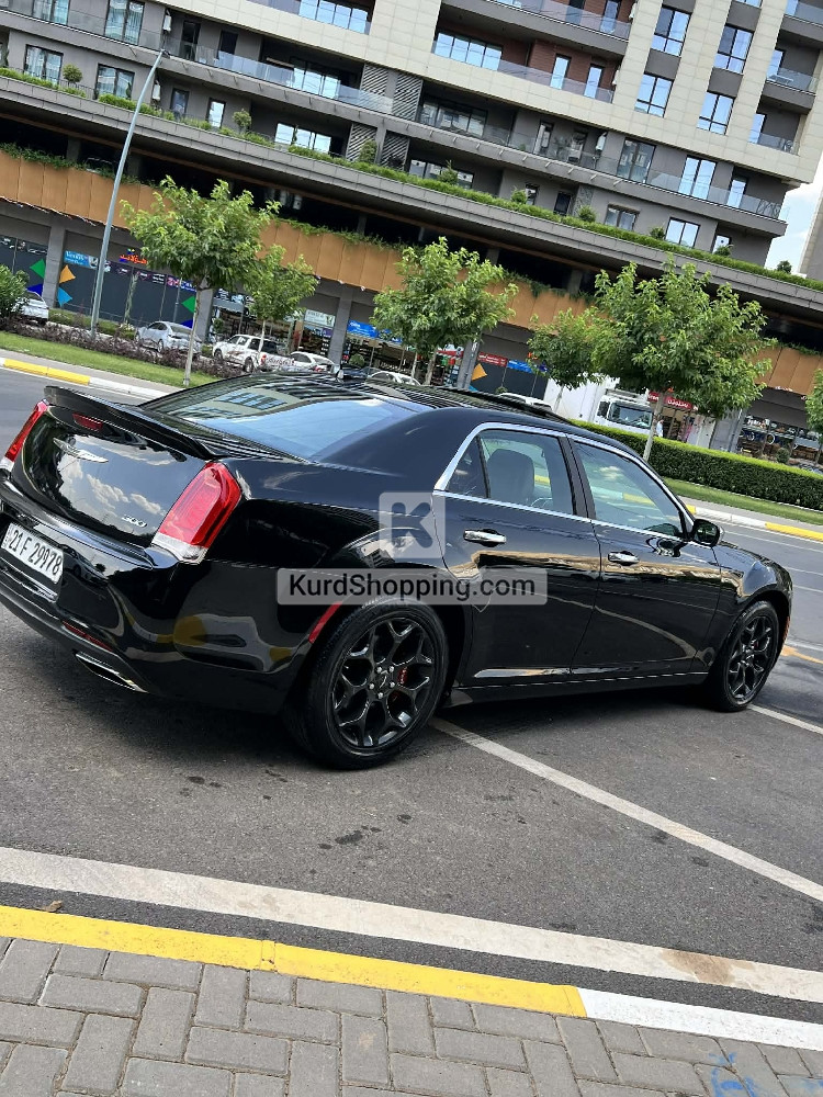 Chrysler 300C 2016