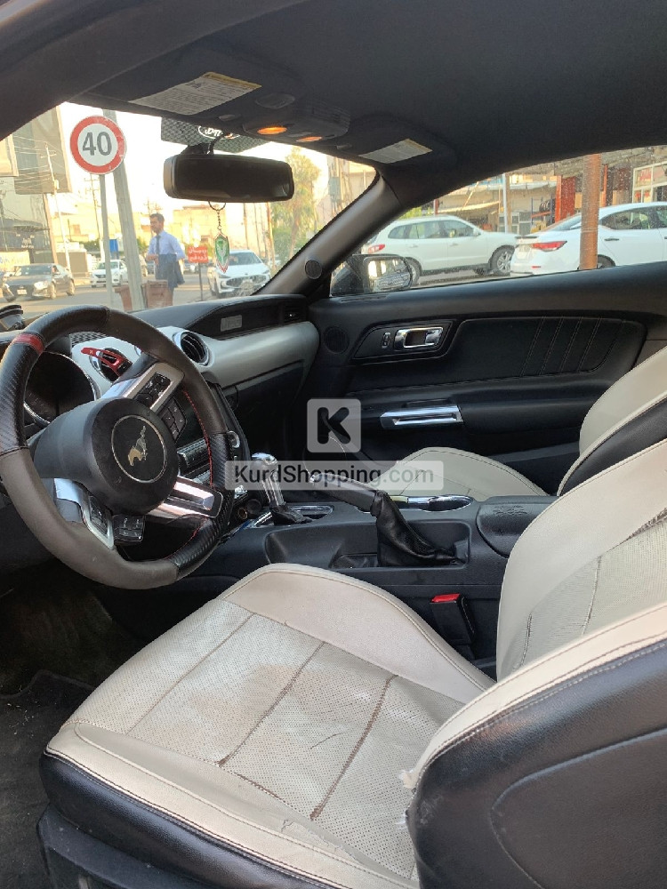 Ford Taurus 2016