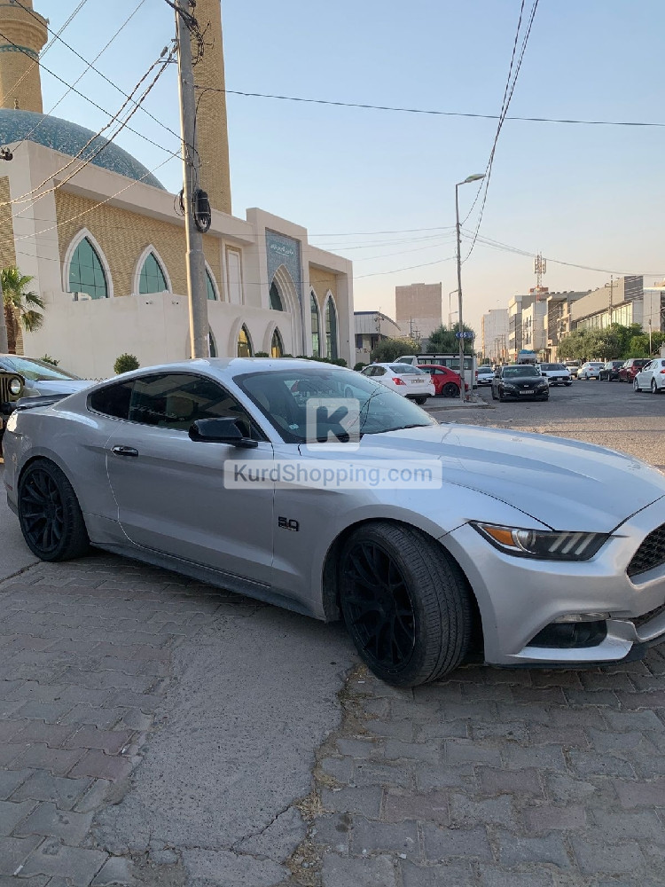 Ford Taurus 2016