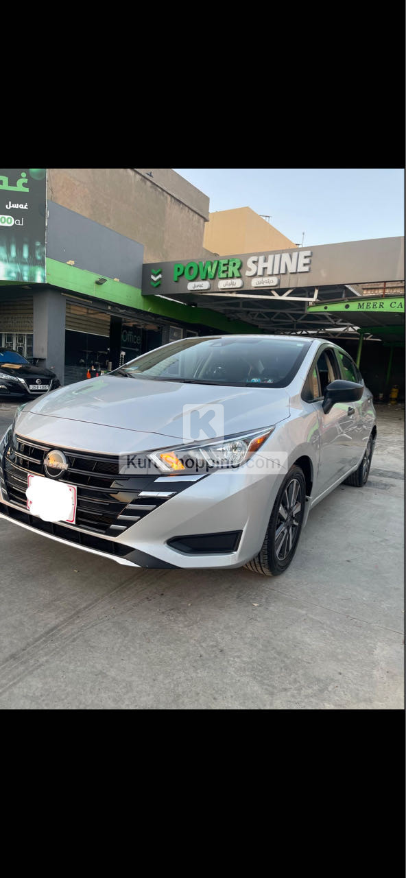 Nissan Versa 2024