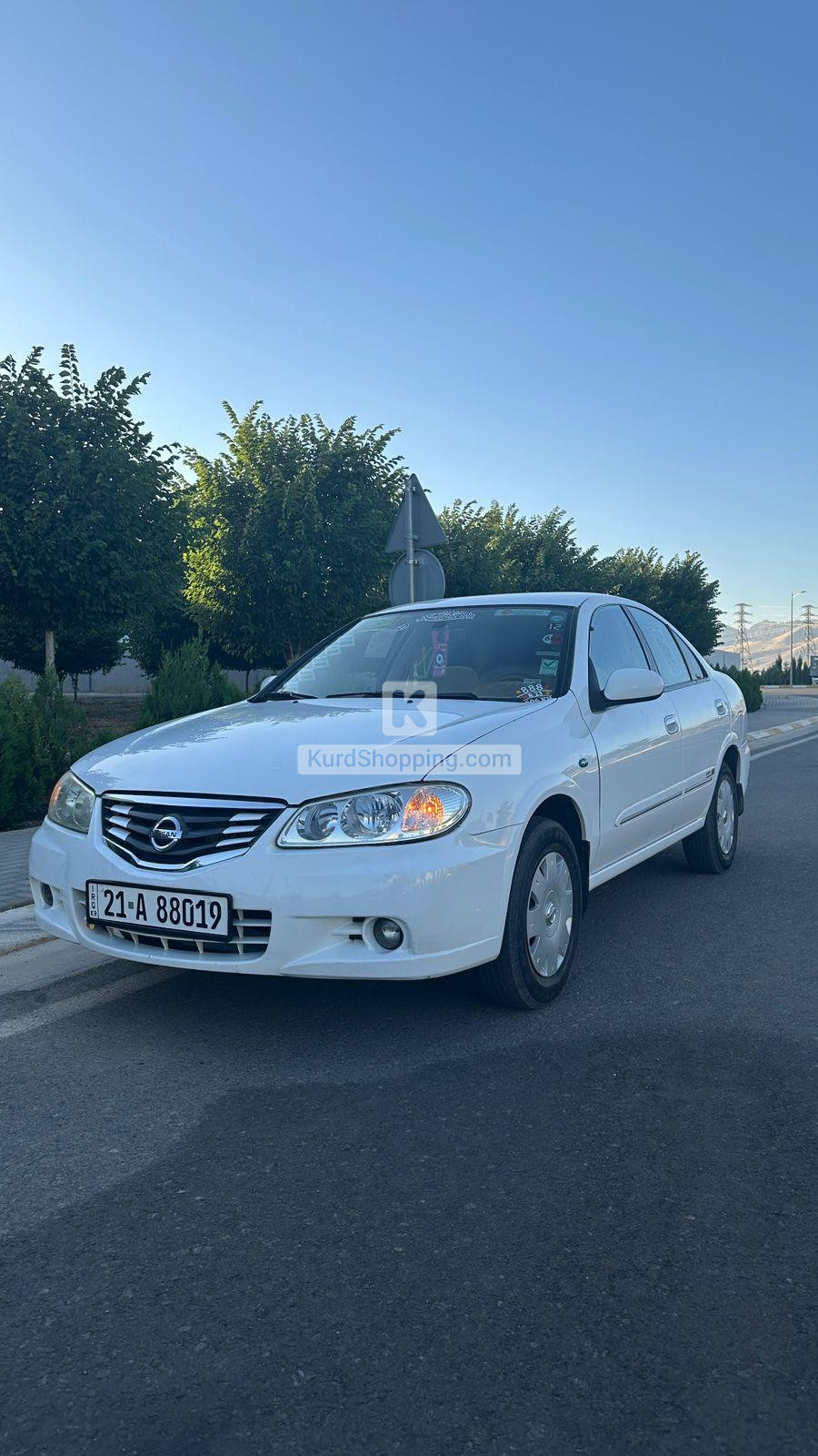 Nissan Sunny 2011
