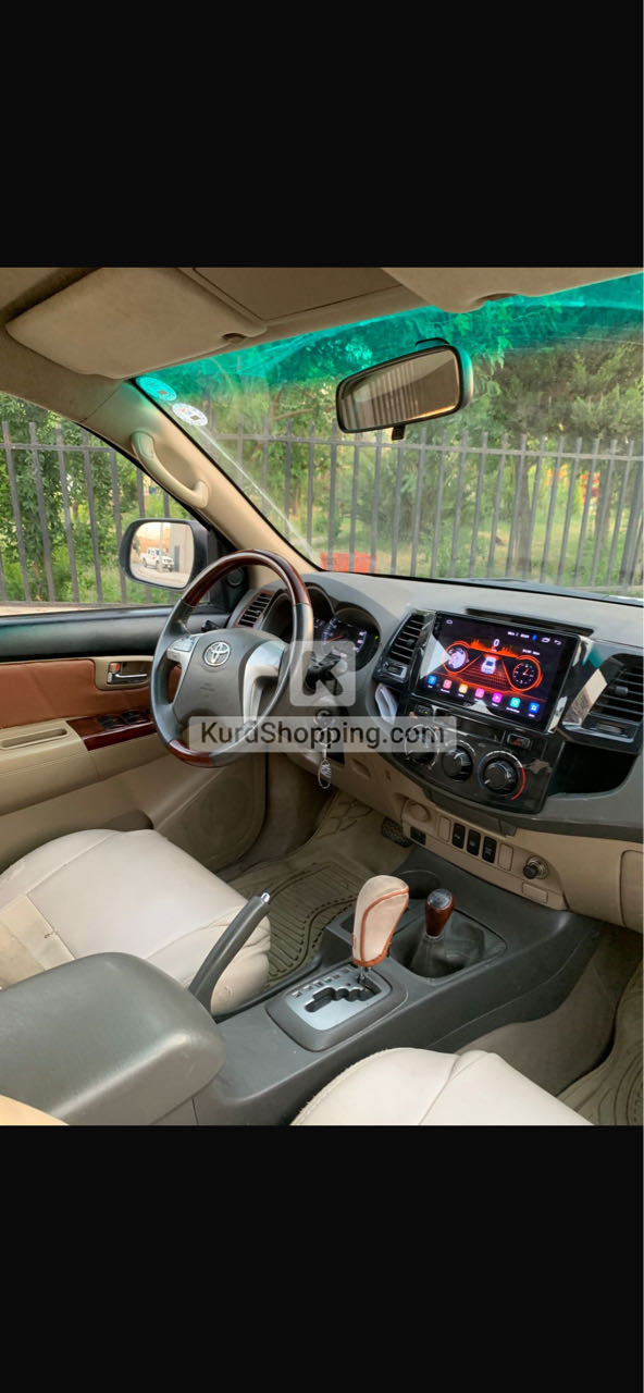 Toyota Fortuner 2013