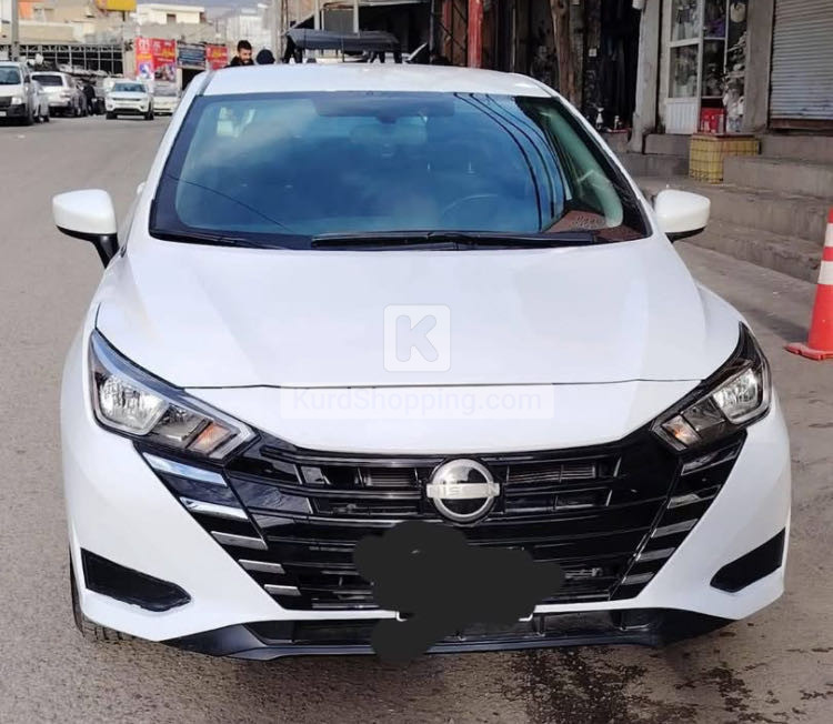 Nissan Sunny 2022