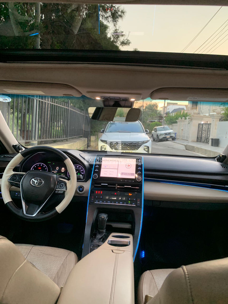 Toyota Avalon 2019