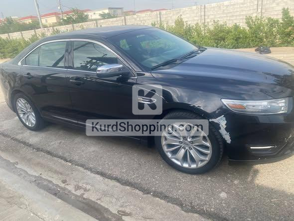 Ford Taurus 2019