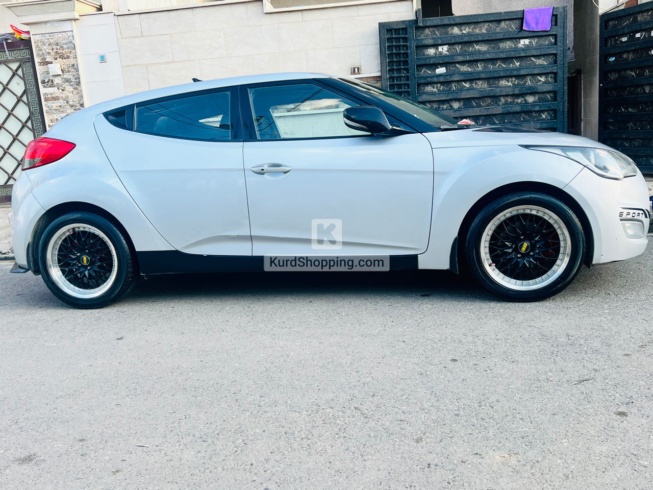 Hyundai Veloster 2013