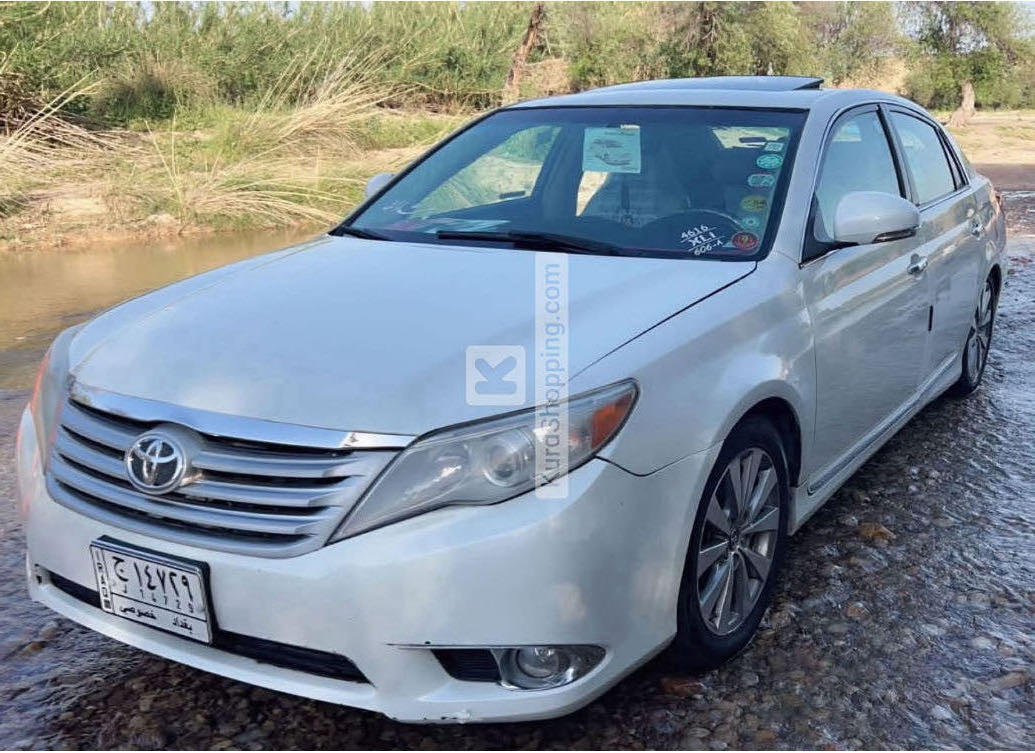 Toyota Avalon 2011