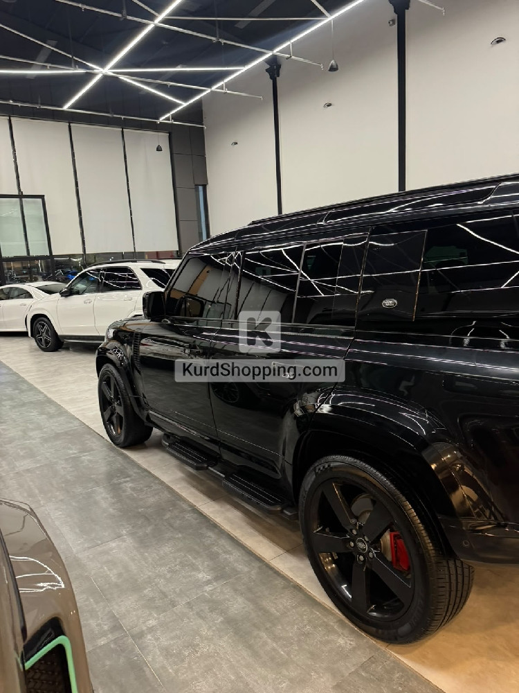 Land Rover Defender 2023