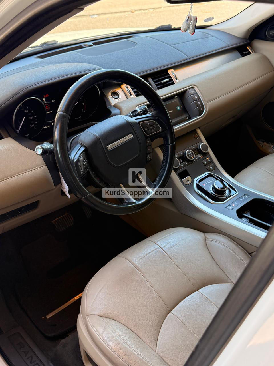 Land Rover Evouq  2017
