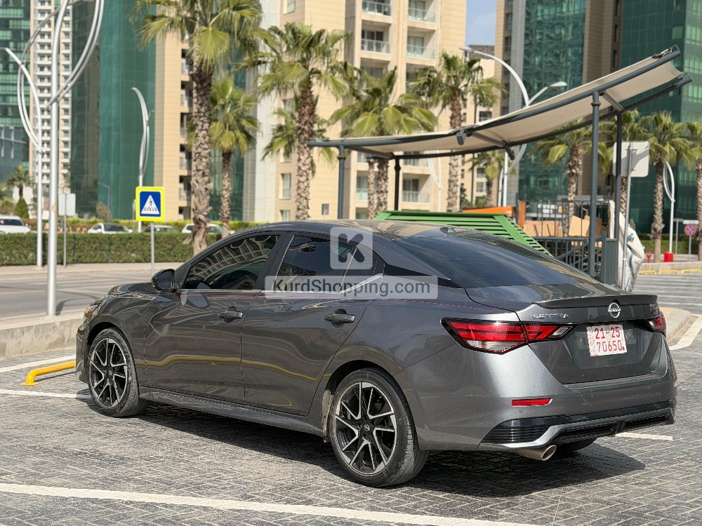 Nissan Sentra 2024
