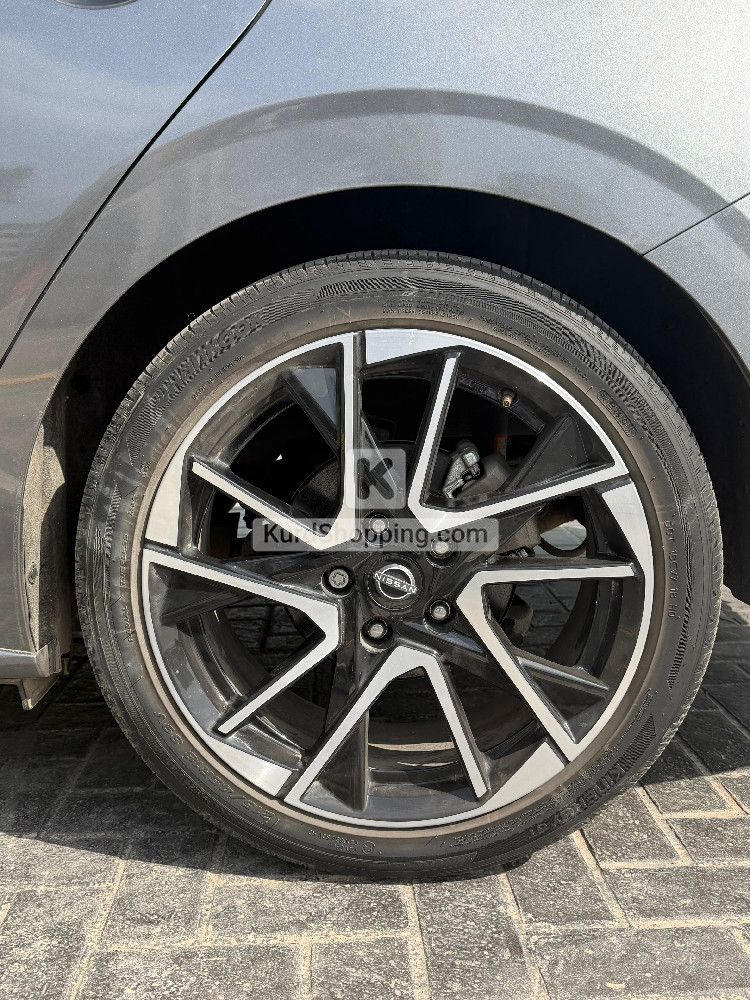 Nissan Sentra 2024