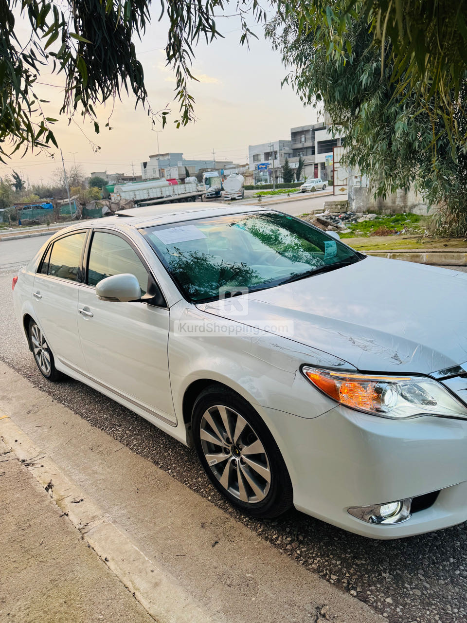 Toyota Avalon 2011
