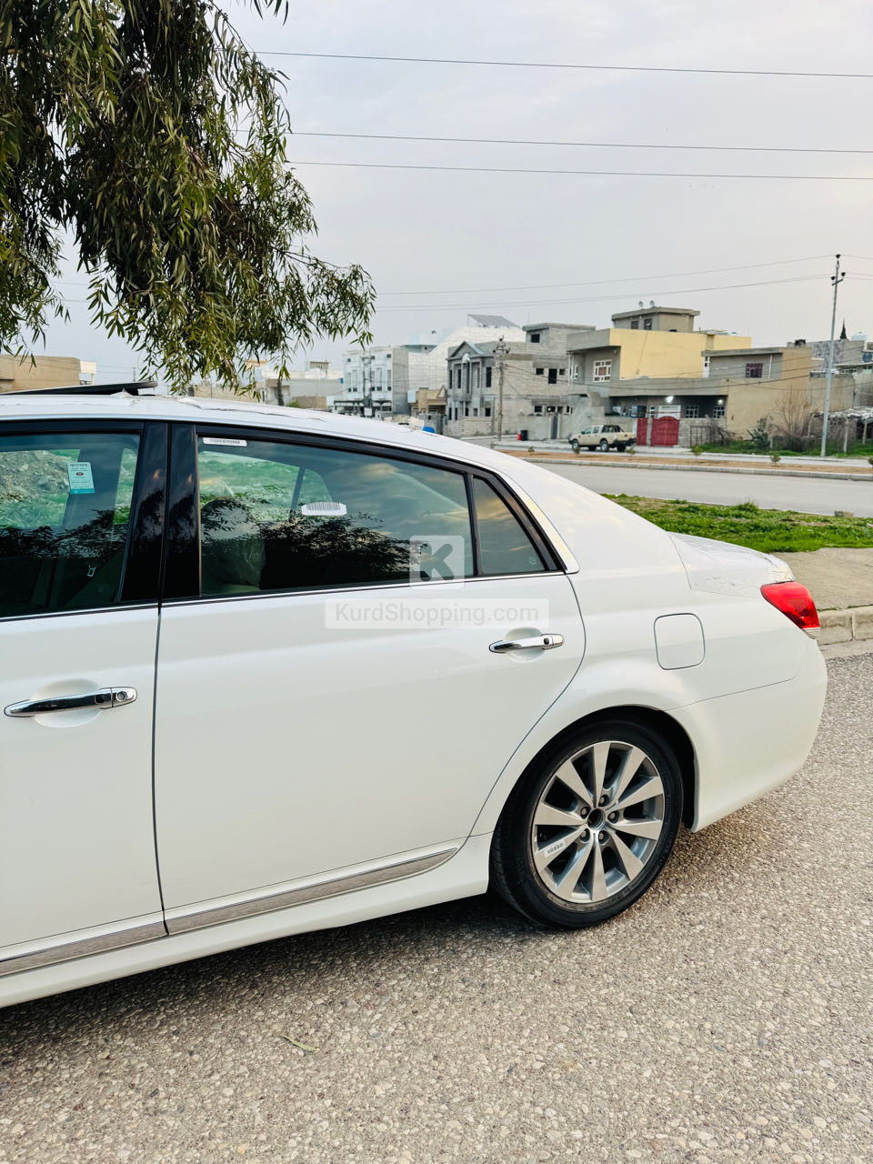 Toyota Avalon 2011