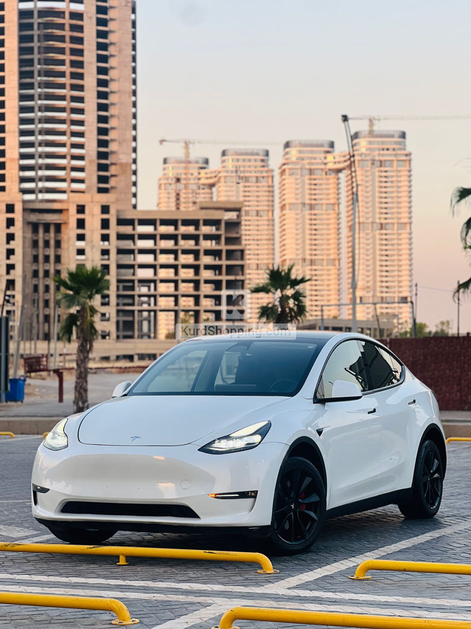 Tesla Model Y 2023